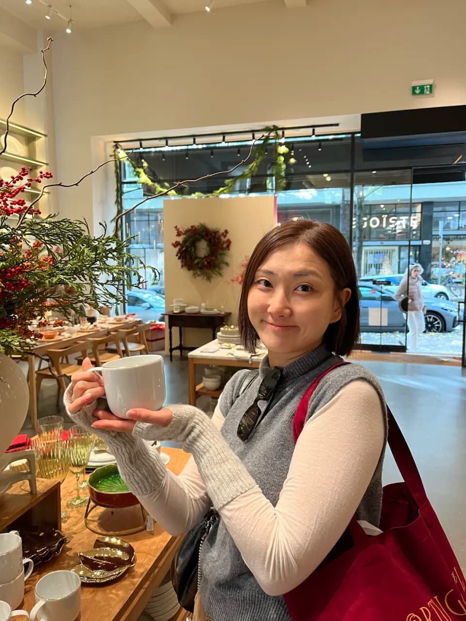 ฮันนีมูนวันที่ 4: เดินเล่นในปอร์โต — โบสถ์และร้านหนังสือ Lello และของที่ระลึก - 673 Rua de Sá da Bandeira, União das freguesias de Cedofeita, Santo Ildefonso, Sé, Miragaia, São Nicolau e Vitória, Porto