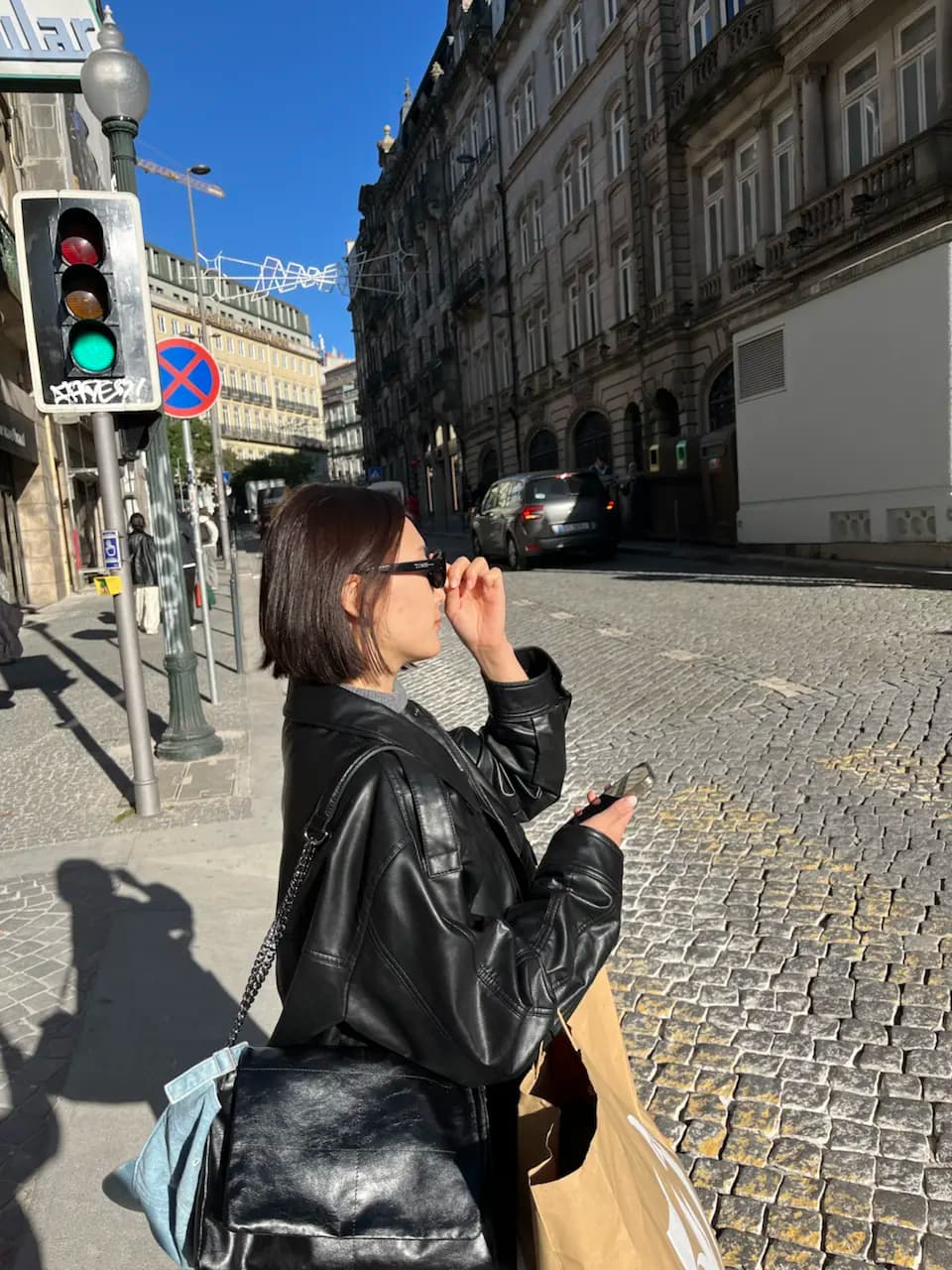 ฮันนีมูนวันที่ 4: เดินเล่นในปอร์โต — โบสถ์และร้านหนังสือ Lello และของที่ระลึก - Rua da Madeira