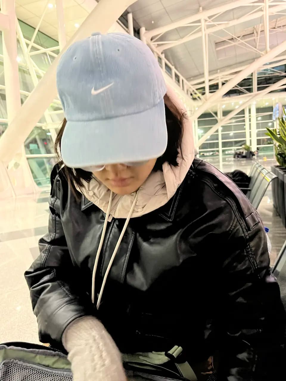 ฮันนีมูน วันที่ 5: ช้อปปิ้งที่ปอร์ตู และเยี่ยมชมมหาวิหารเซบียา - Via do Aeroporto