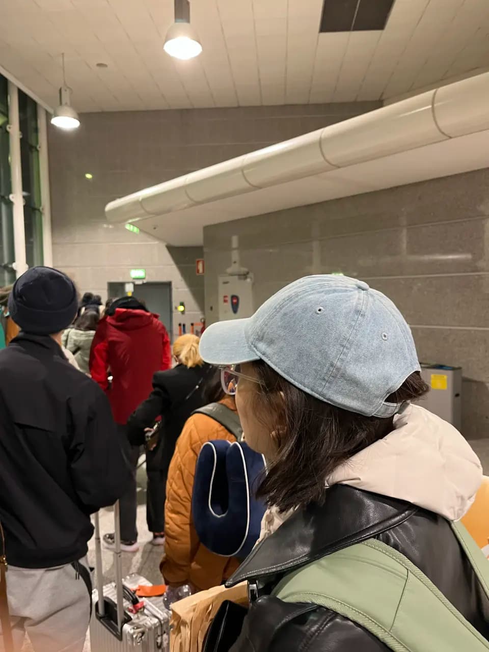 ฮันนีมูน วันที่ 5: ช้อปปิ้งที่ปอร์ตู และเยี่ยมชมมหาวิหารเซบียา - Via do Aeroporto