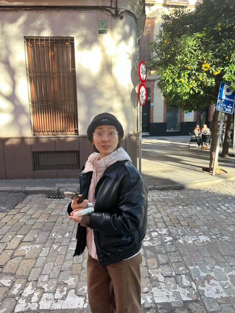 ฮันนีมูน วันที่ 5: ช้อปปิ้งที่ปอร์ตู และเยี่ยมชมมหาวิหารเซบียา - 4 Plaza Ponce de León