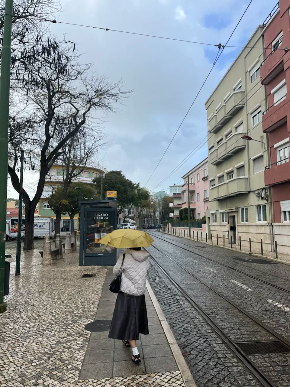 ฮันนีมูนวันที่ 1: ความโรแมนติกวันแรกที่ลิสบอน - 26 Largo da Princesa, Belém, Lisbon, Lisboa