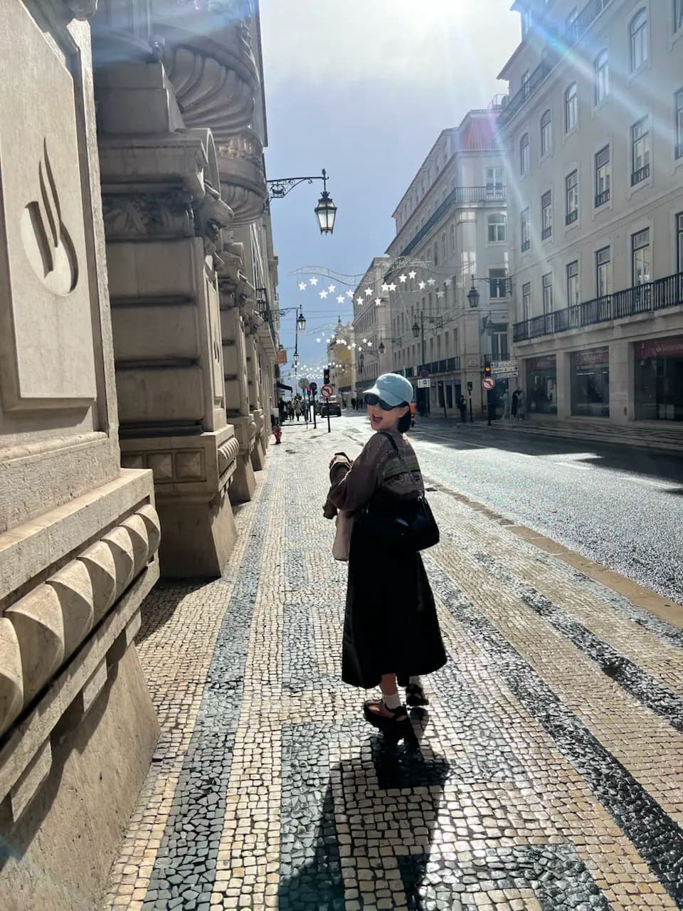 ฮันนีมูนวันที่ 1: ความโรแมนติกวันแรกที่ลิสบอน - 20 Praça do P Real, Santo António, Lisbon, Lisboa